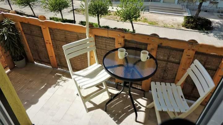 Apartment Megy With Balcony In City Center Crikvenica Buitenkant foto